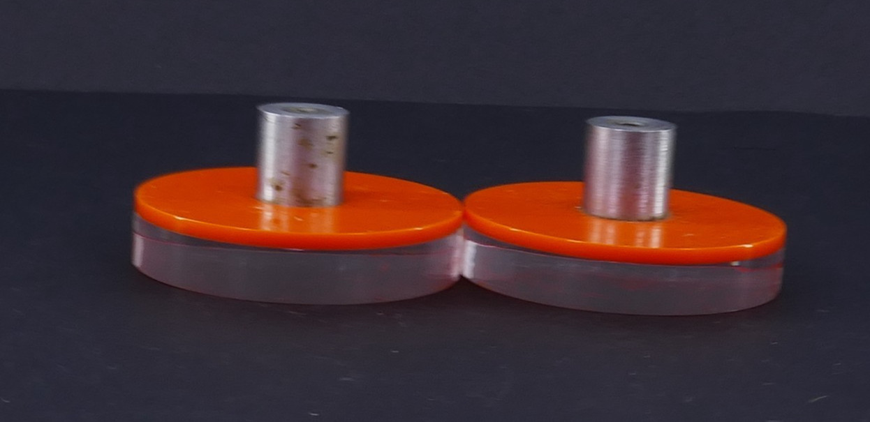 2 LARGE ORANGE LUCiTE MiD CENTURY 2-1/2″ ROUND CABiNET DRESSER DRAWER PULL KNOB
