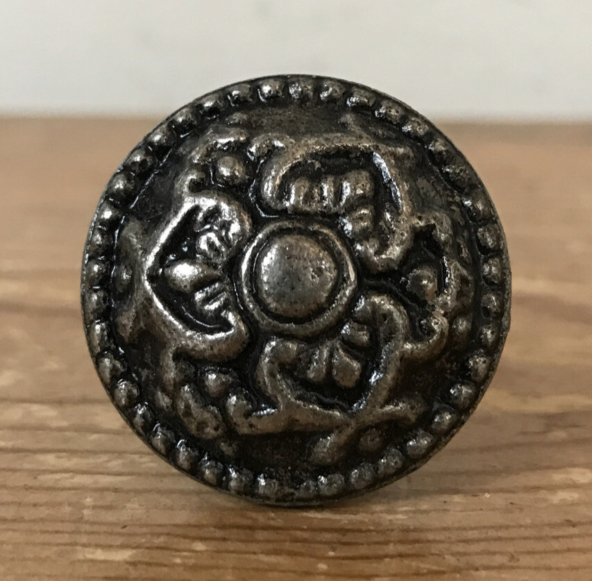 Vintage Antique Style Ornate Pewter Style Heart Round Drawer Knob Pull Handle
