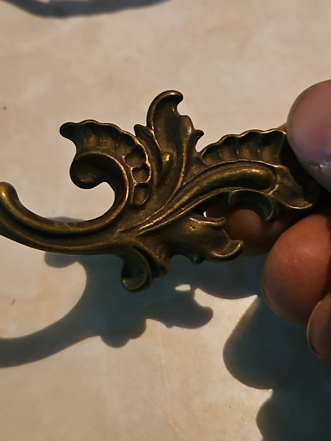 Lot Of 7 Vintage French Provincial Leaf Drawer Pull Handles W/original Screws
