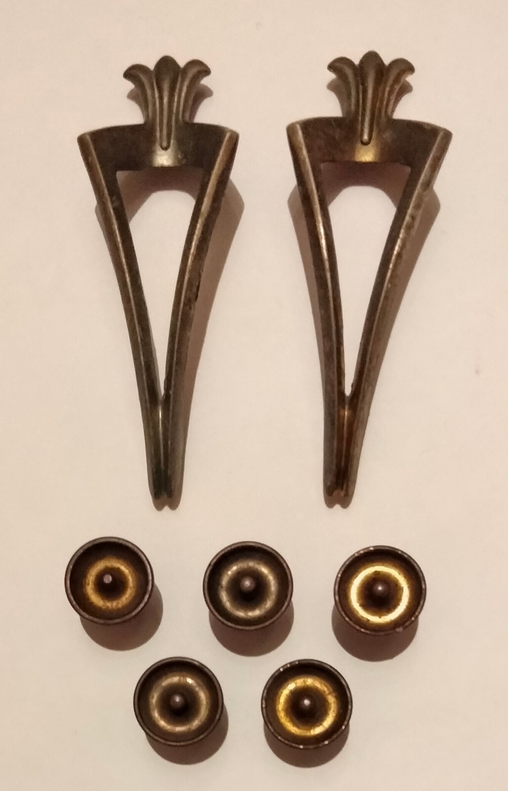 7 Art Deco MCM Brass Drawer Pulls 2 Lrg Verticle 3.25″ Mount 5 Sm Round Knobs