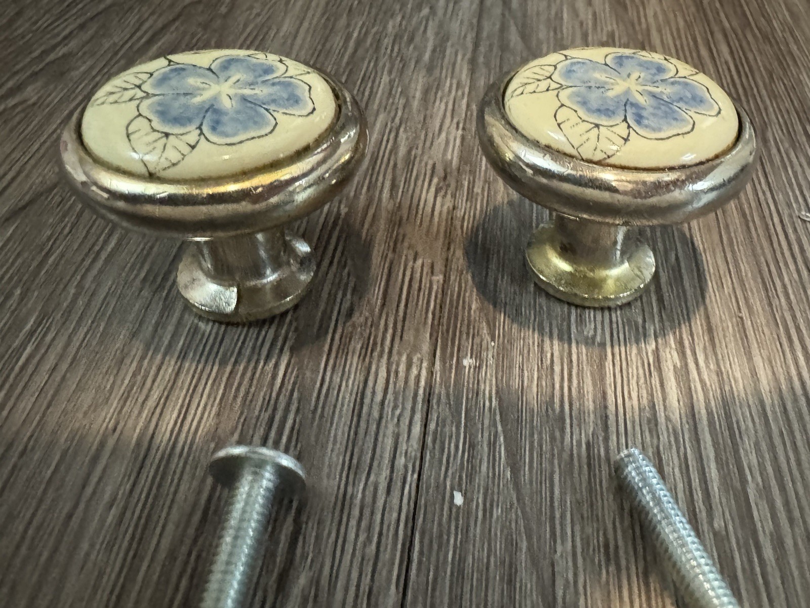 Vintage English Cottage Core Floral Blue Flower Ceramic Drawer Cabinet Pulls – 2