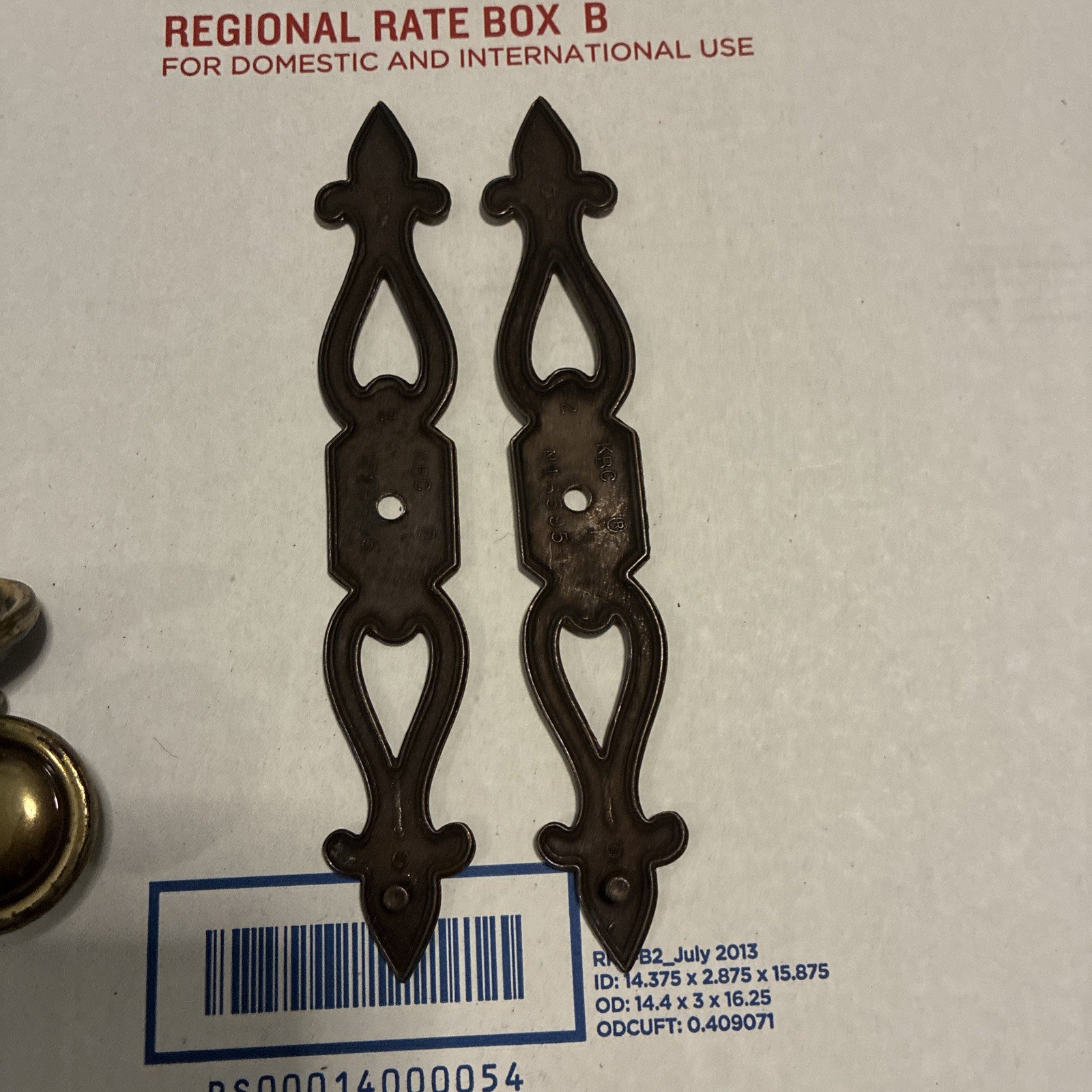 2pcsVintage Pennsylvania House Keeler Brass Co. KBC Cabinet Knobs & Backplates