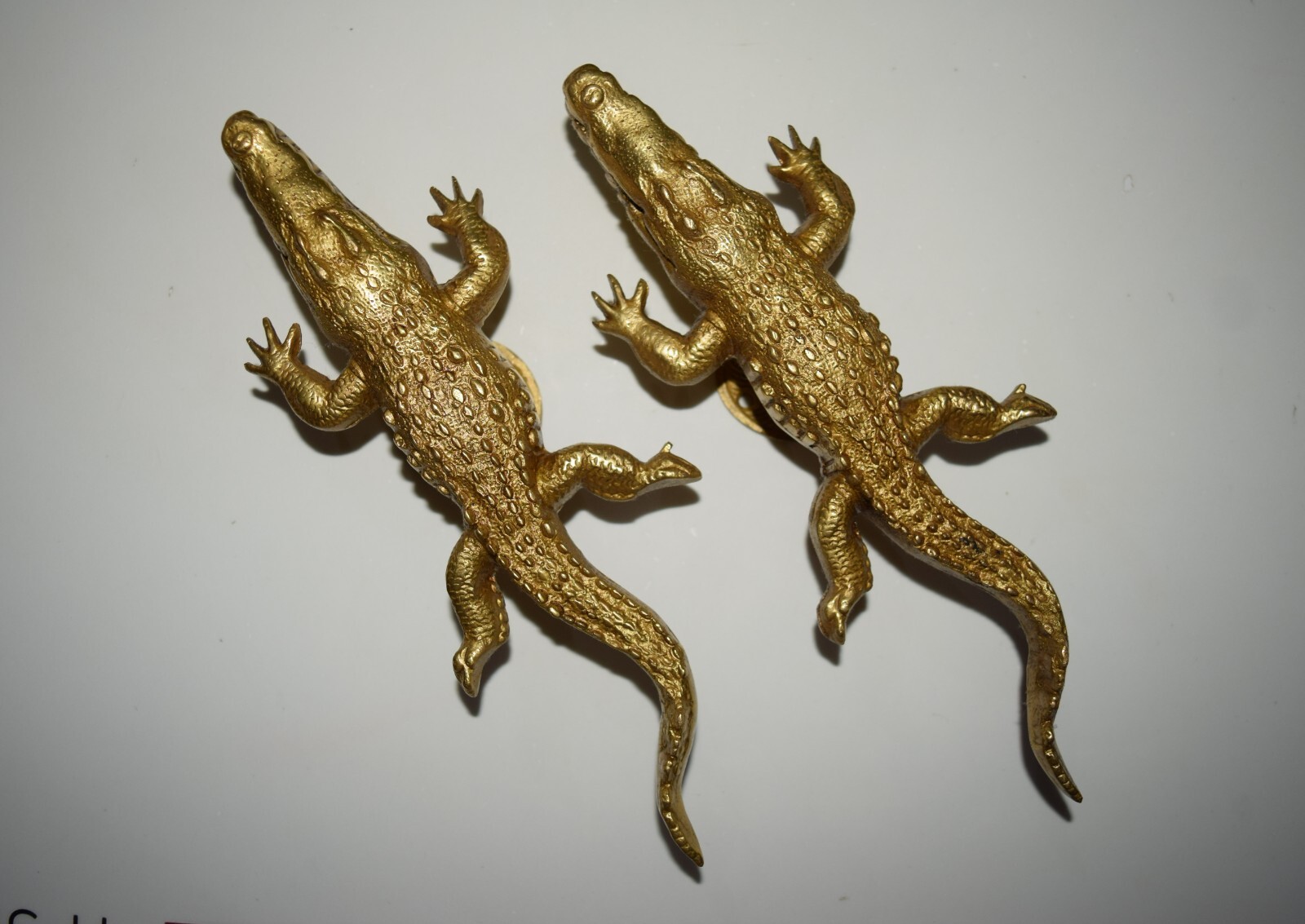 Brass Alligator Door Handles With Round Base Lizard Crocodile Almirah Pull GTX