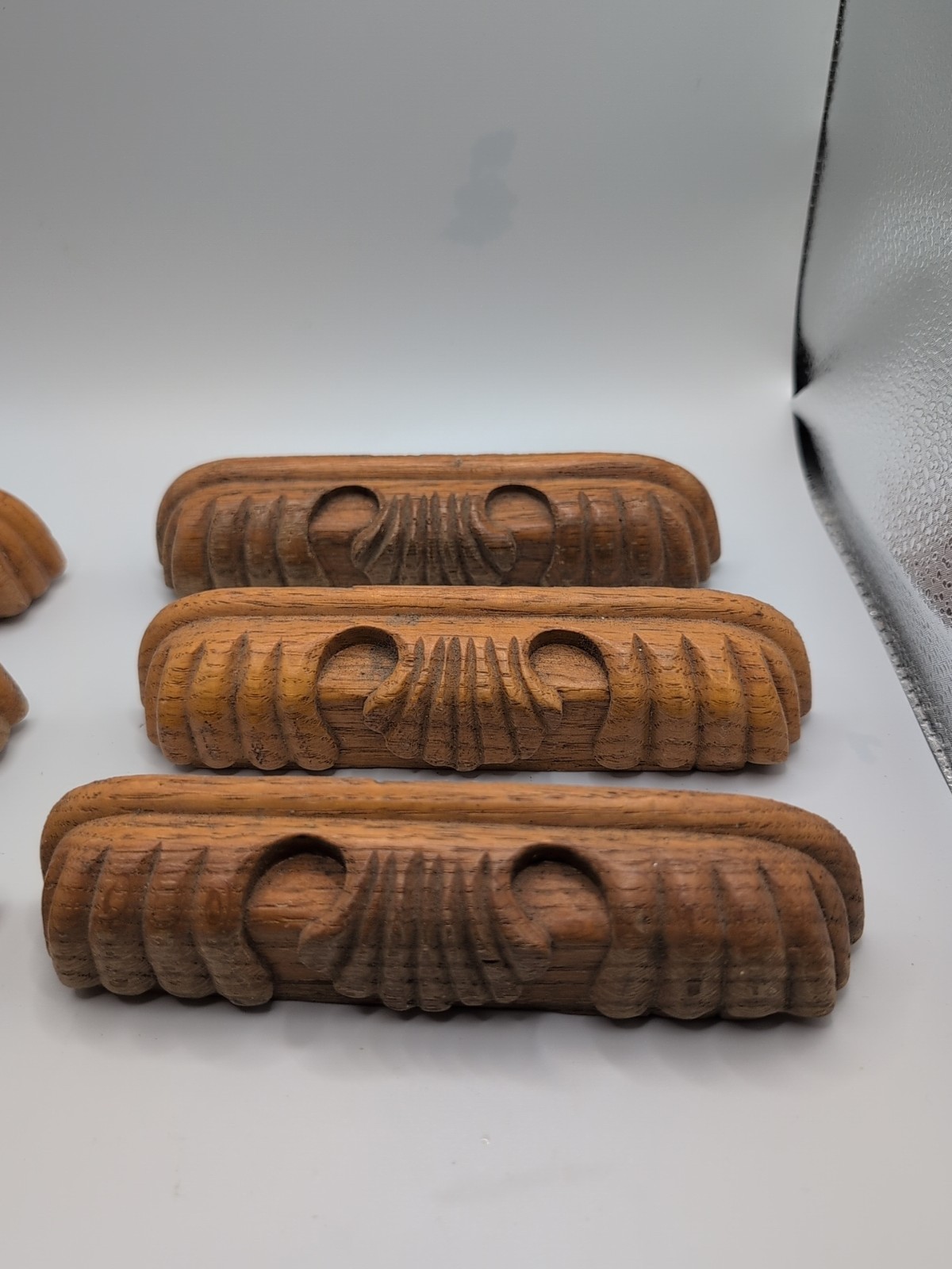 Vintage Art Deco Style Wood Oak Desk Drawer Pulls Handles Ornate Carved Lot of 6