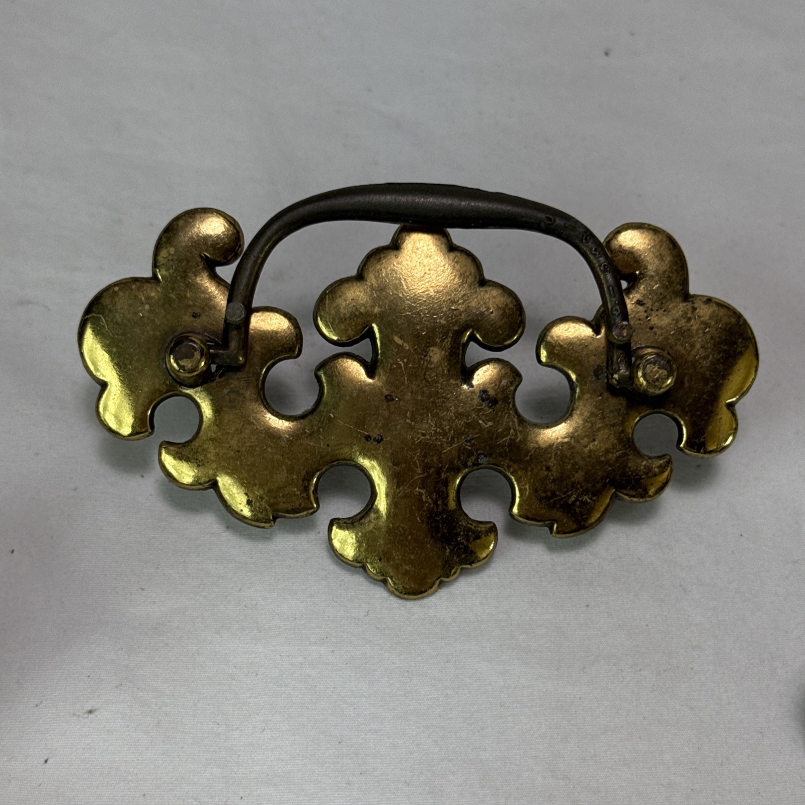 Chippendale Colonial Brass Antique Hardware Batwing Drawer Pulls Handles 6 Total