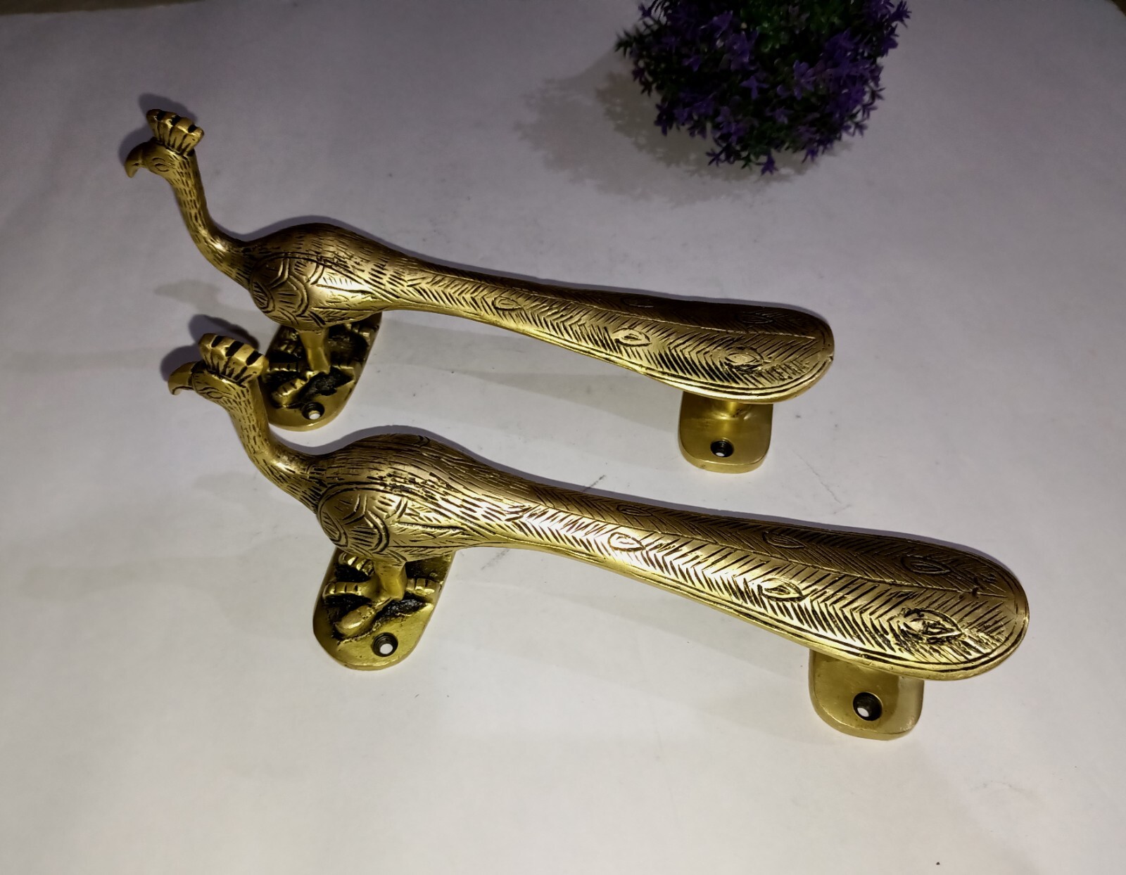 Peafowl with Fingers Design Base Door Pull Brass Peacock Long Tail Handles GTX