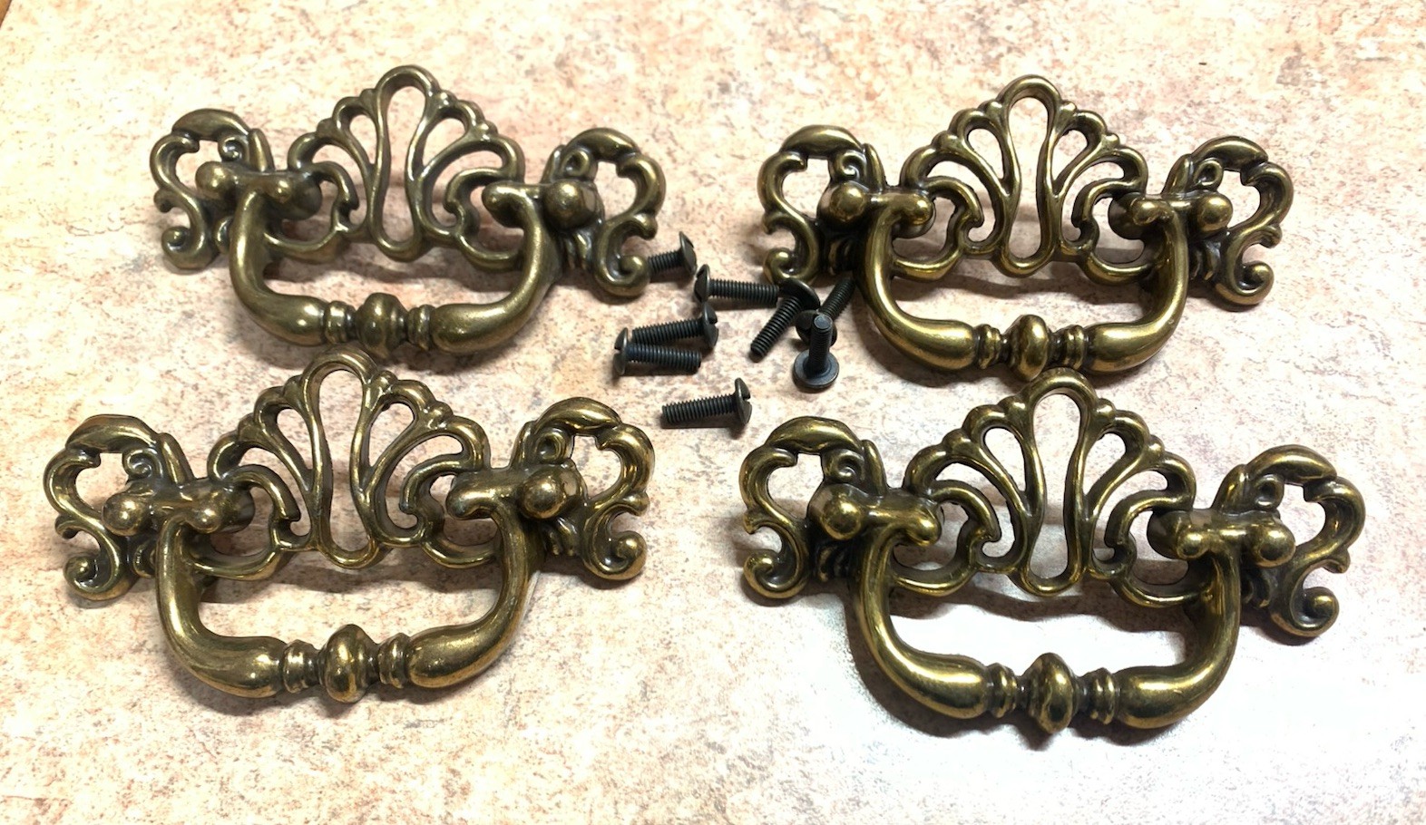 Set Of 4 Chippendale Batwing Ornate Drawer Pulls CH3120 w Screws Vintage