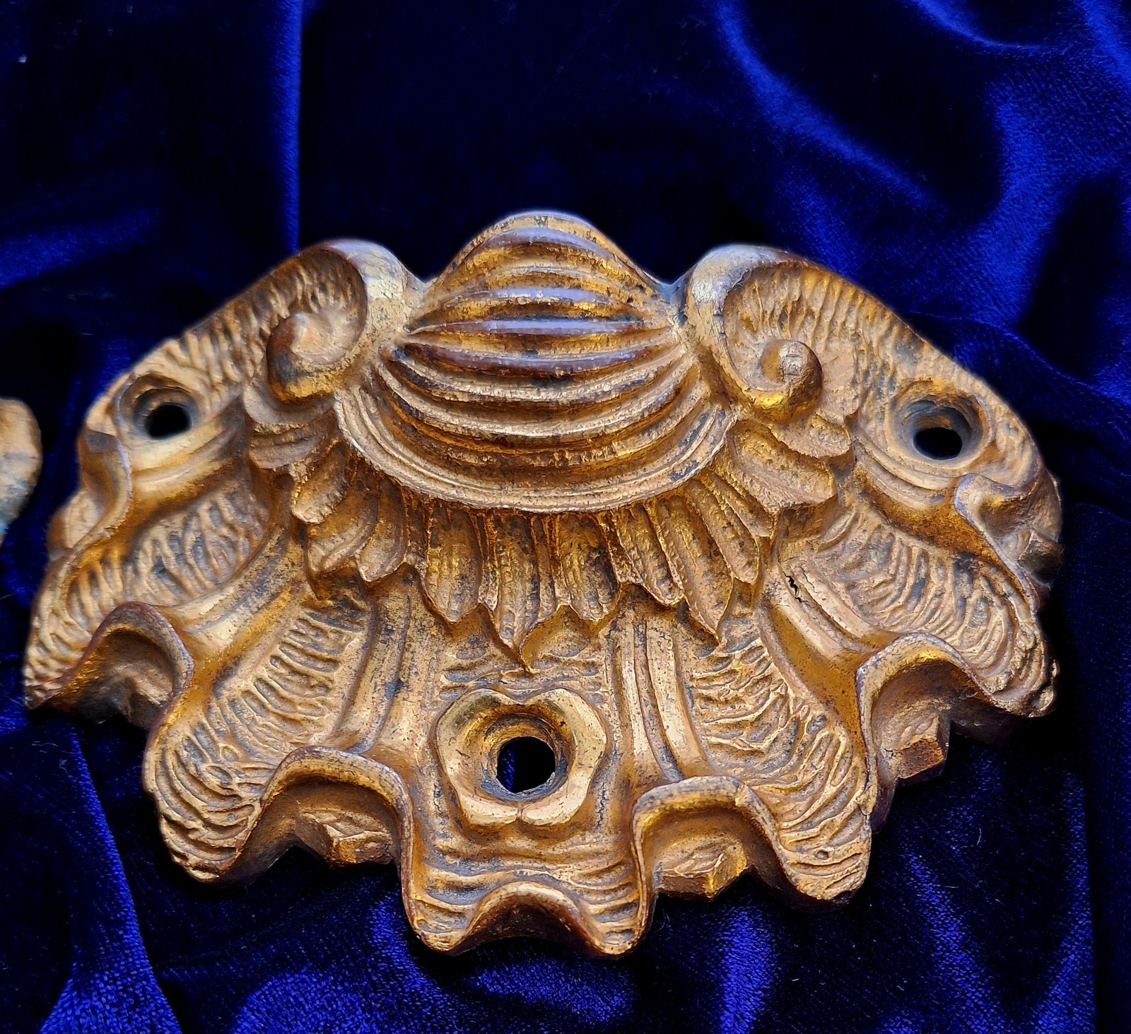 Gold Gilt Bronze Drawer Cupboard Pulls Clam Shell Antique French Quality Cast