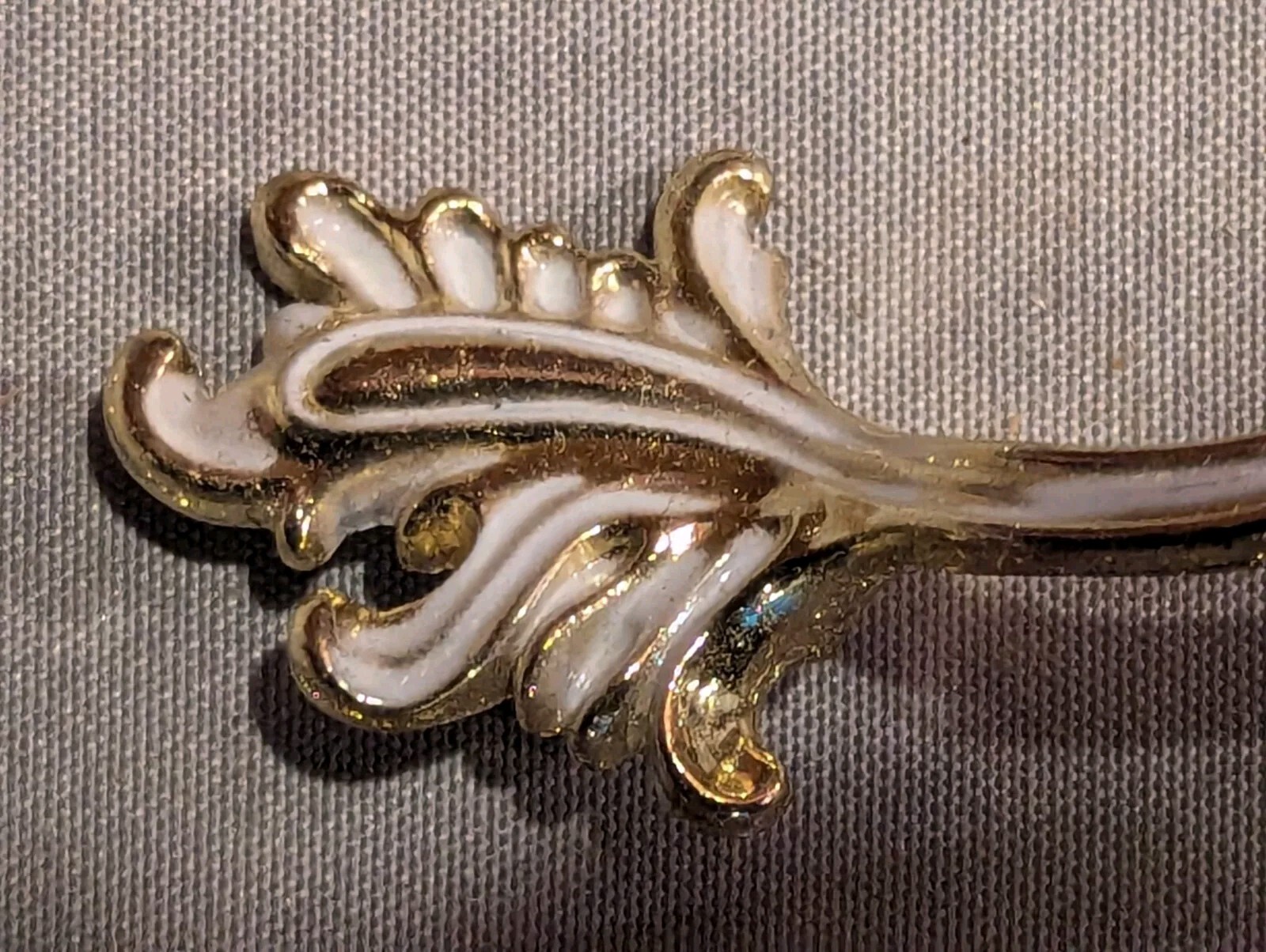 6 Vintage MCM Ajax Drawer Pulls Handles Scroll White Gold Ornate Hardware 990