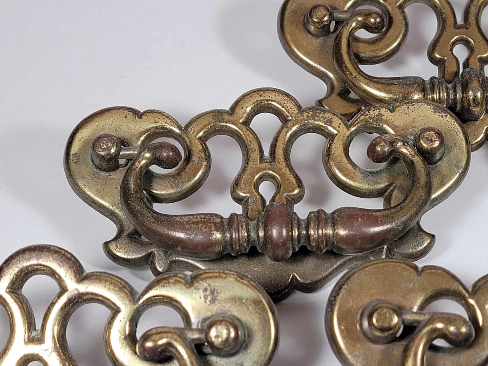 Vintage Batwing Chippendale Metal Drop Bail Pull Drawer 1985 WINT P BPC 20743