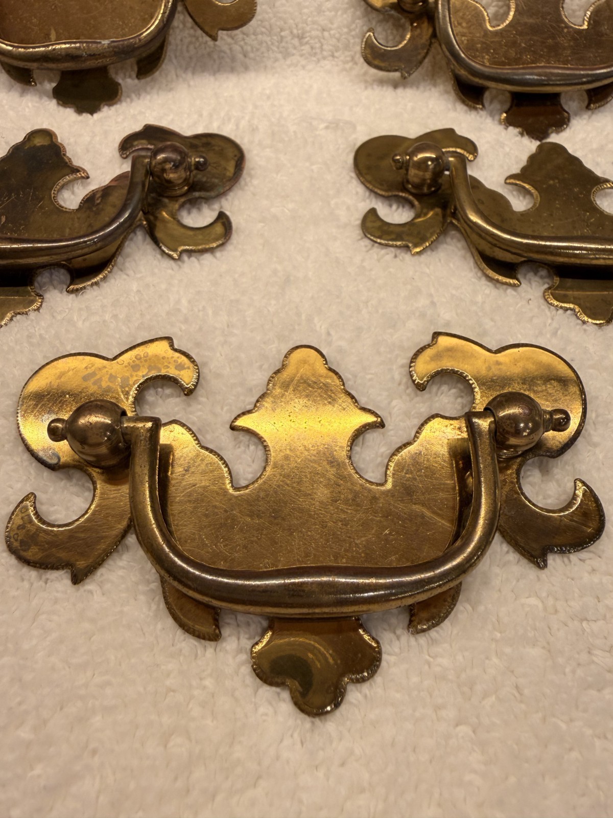 8 Vintage Unrestored Brass KBC K-8925 Chippendale Batwing Drawer Pulls