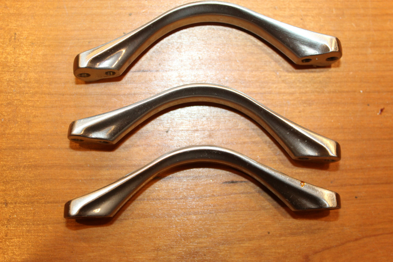 Lot of 3 NOS Brushed Aluminum Modern Drawer Pulls N-2