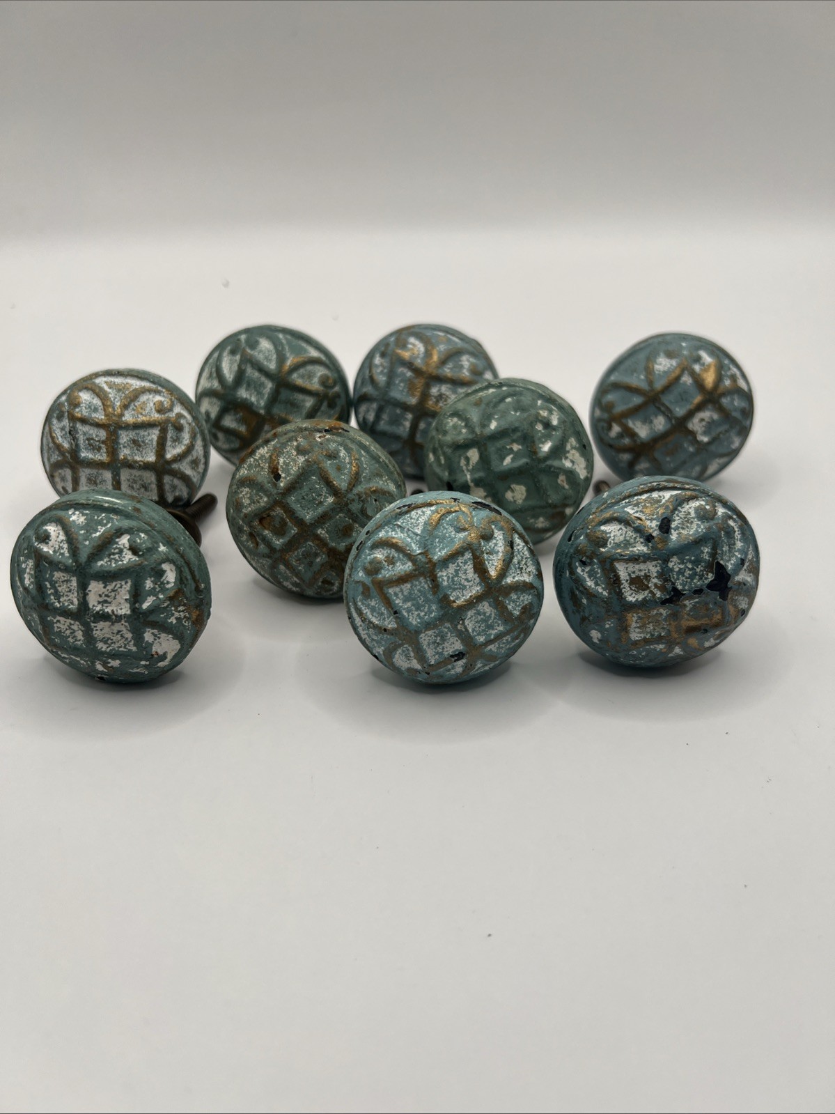 9 Vtg Drawer Pulls Knobs Shabby Distressed Turquoise White Brass Tone Hardware