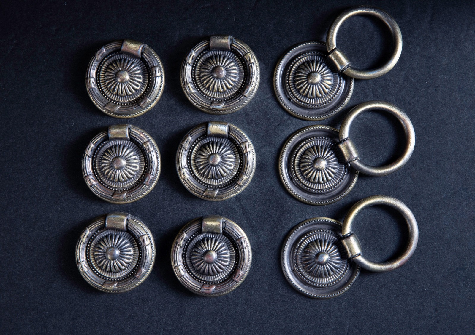 8 Set Antique Bronze Drawer Pulls Round Ring Handles Cabinet Knobs *No Hardware