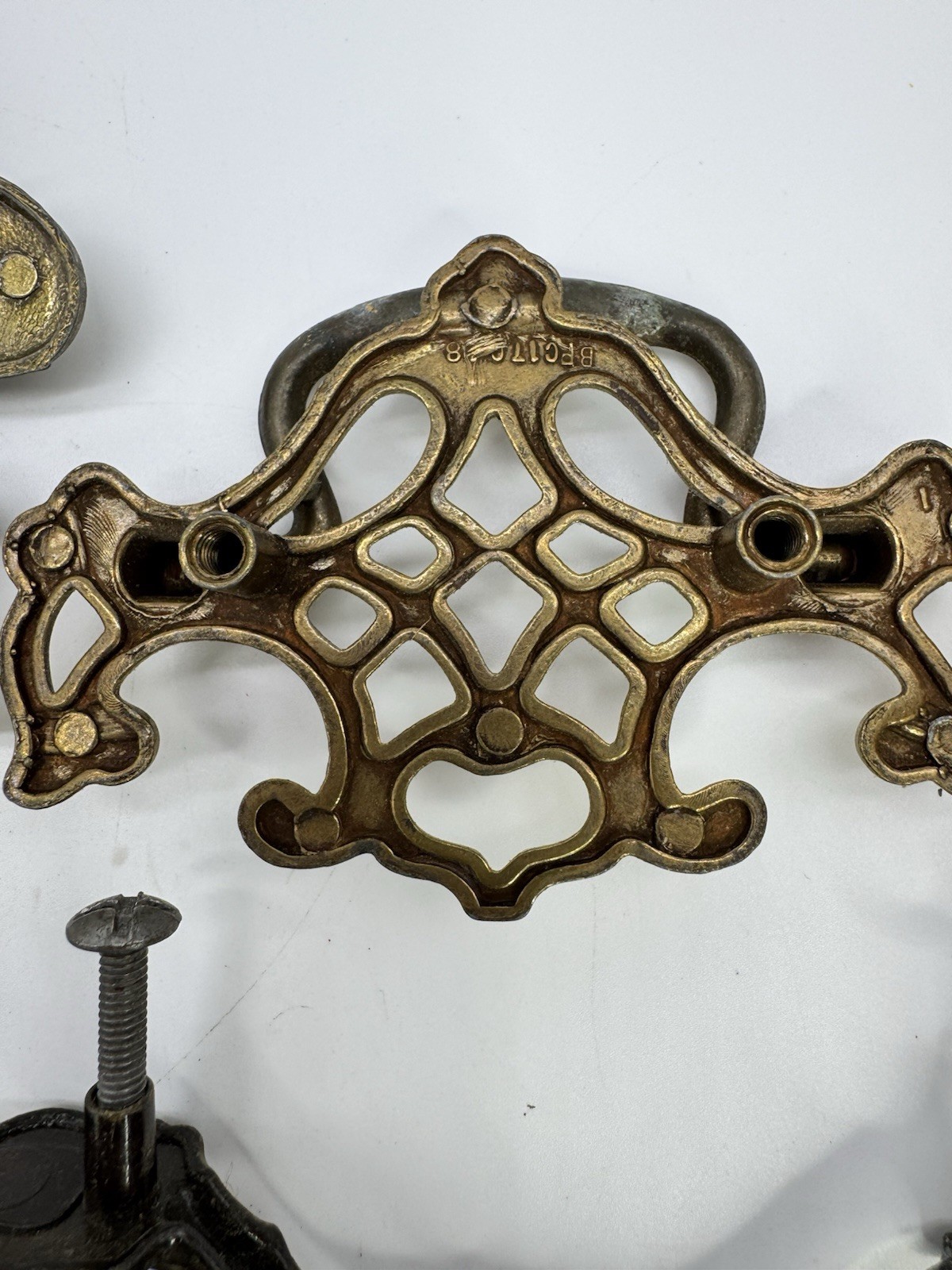 Vintage Brass Drawer Pulls Knobs Lot Ornate Hardware Mixed Antique Style 20 Lot