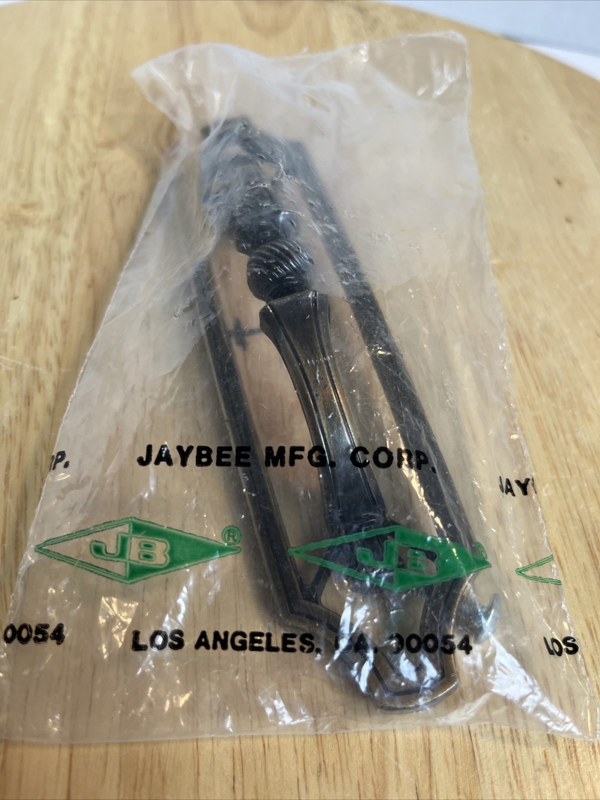 Vintage 1973 Brass Drawer Pull Jaybee Mfg. Corp. JB NEW