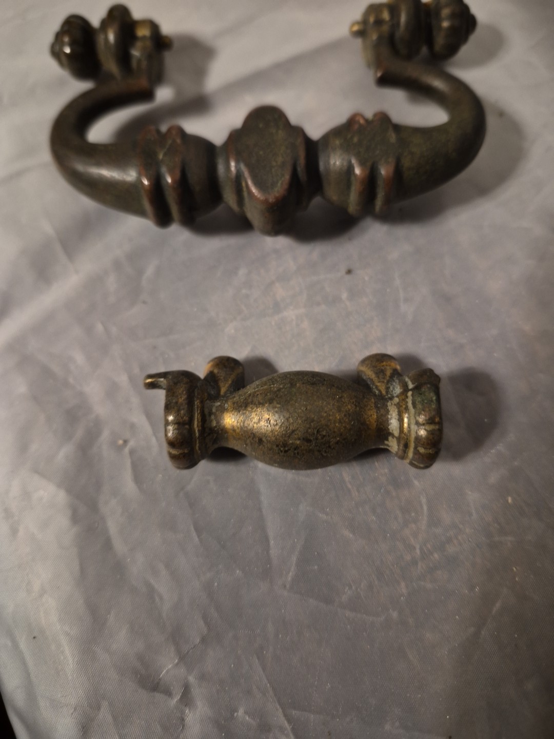 Restoration Antique Victorian Drawer Pull With Drop Bail Handle Preowned