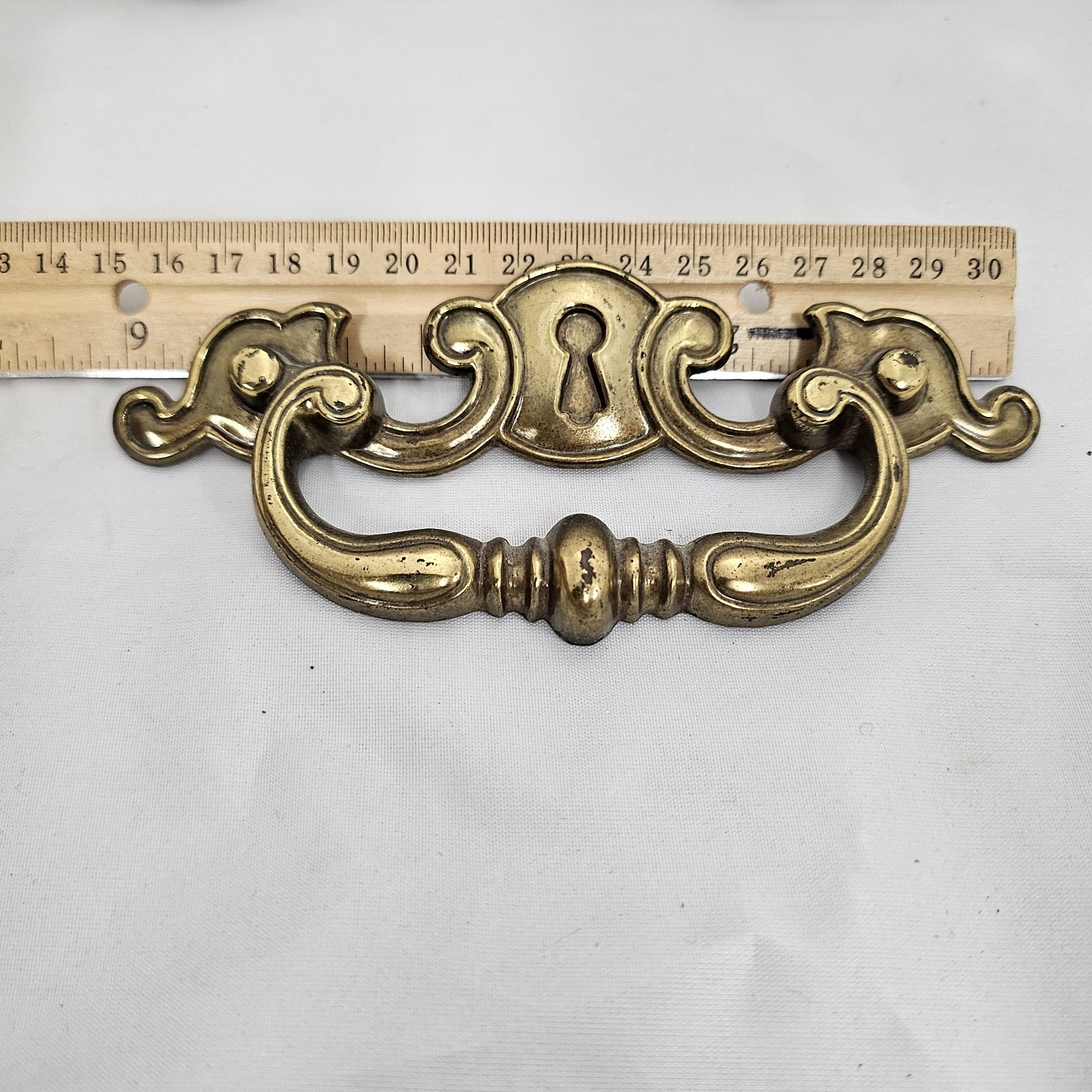Keller Brass Co N-14636 Drawer Pulls Handles 6″ x 2-1/2″ Holes 5″ Apart Set of 4