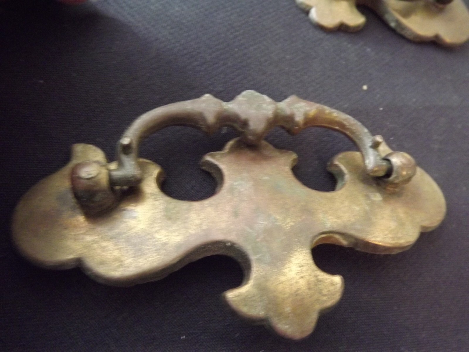 17 vtg KEELER BRASS CO. KBC N2251 BRASS DRAWER HANDLES w/BAIL PULLS batwing styl