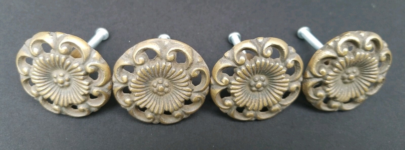 4 Antique Style Solid Brass ROUND KNOBS Ornate FLORAL 1-5/8″ dia. #K24
