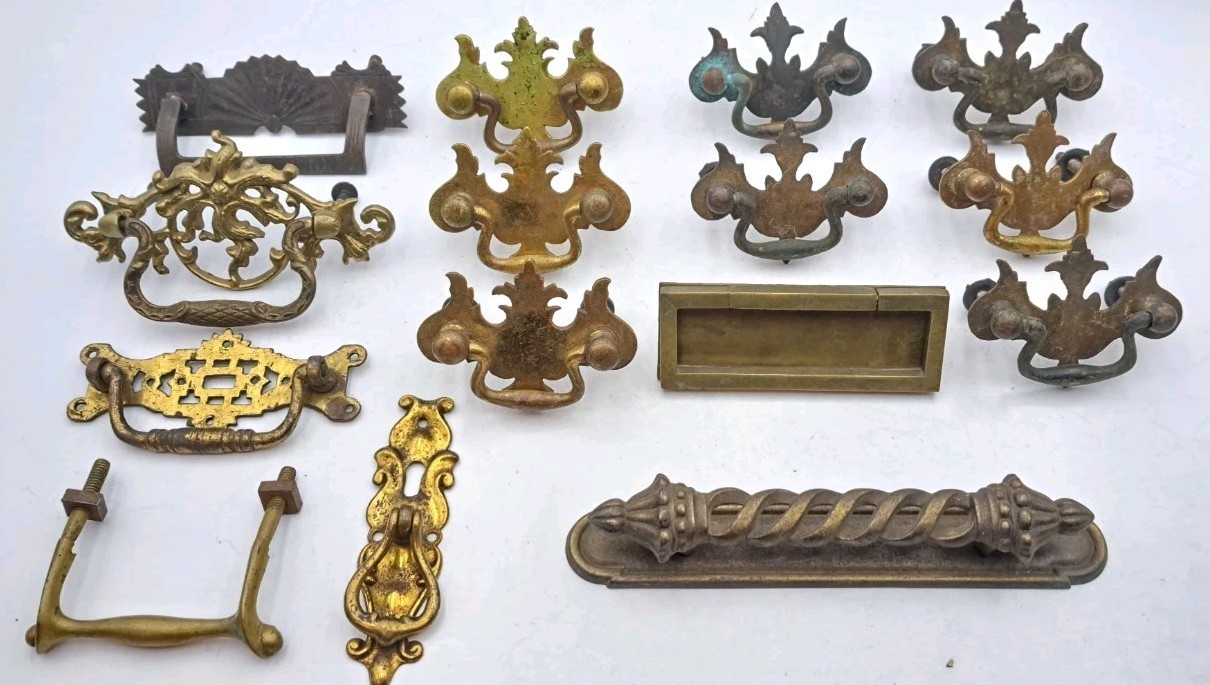Antique/Vintage Handles Hardware Lot Furniture Drawer Pulls Handles Metal Brass