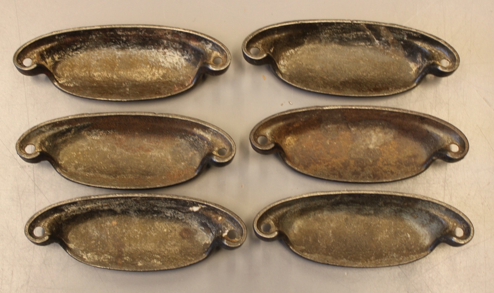 04/13 Set of 6 Authentic Antique Iron Drawer Pulls, Victorian Hardware, Eastlake
