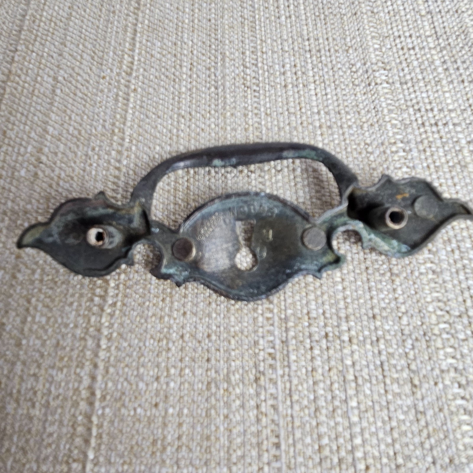 Keeler Brass Drawer Pulls Set 4 Keyhole Bail Handles Vintage Ornate 5″