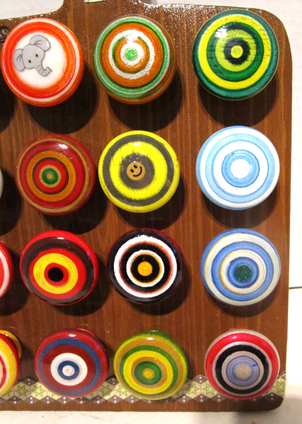 (20) Floral BOHO Cabinet Knobs single mount Hand Painted Drawer Pulls 1.5” Wood