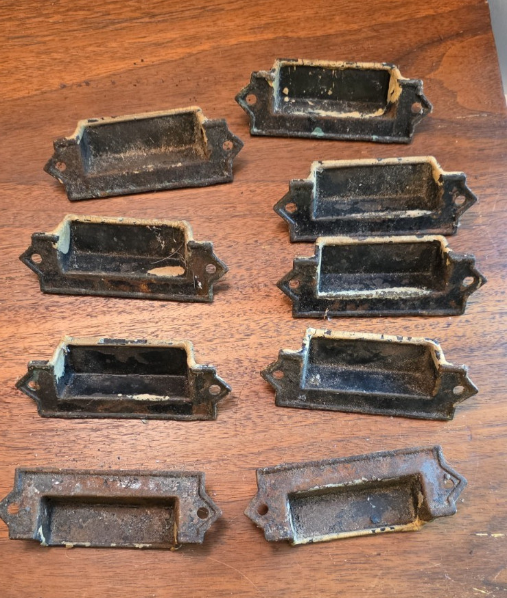 Antique/Vintage Lot of 11 Drawer Pulls/Handles ~ Decorative ~ Cast Iron? ~ Used