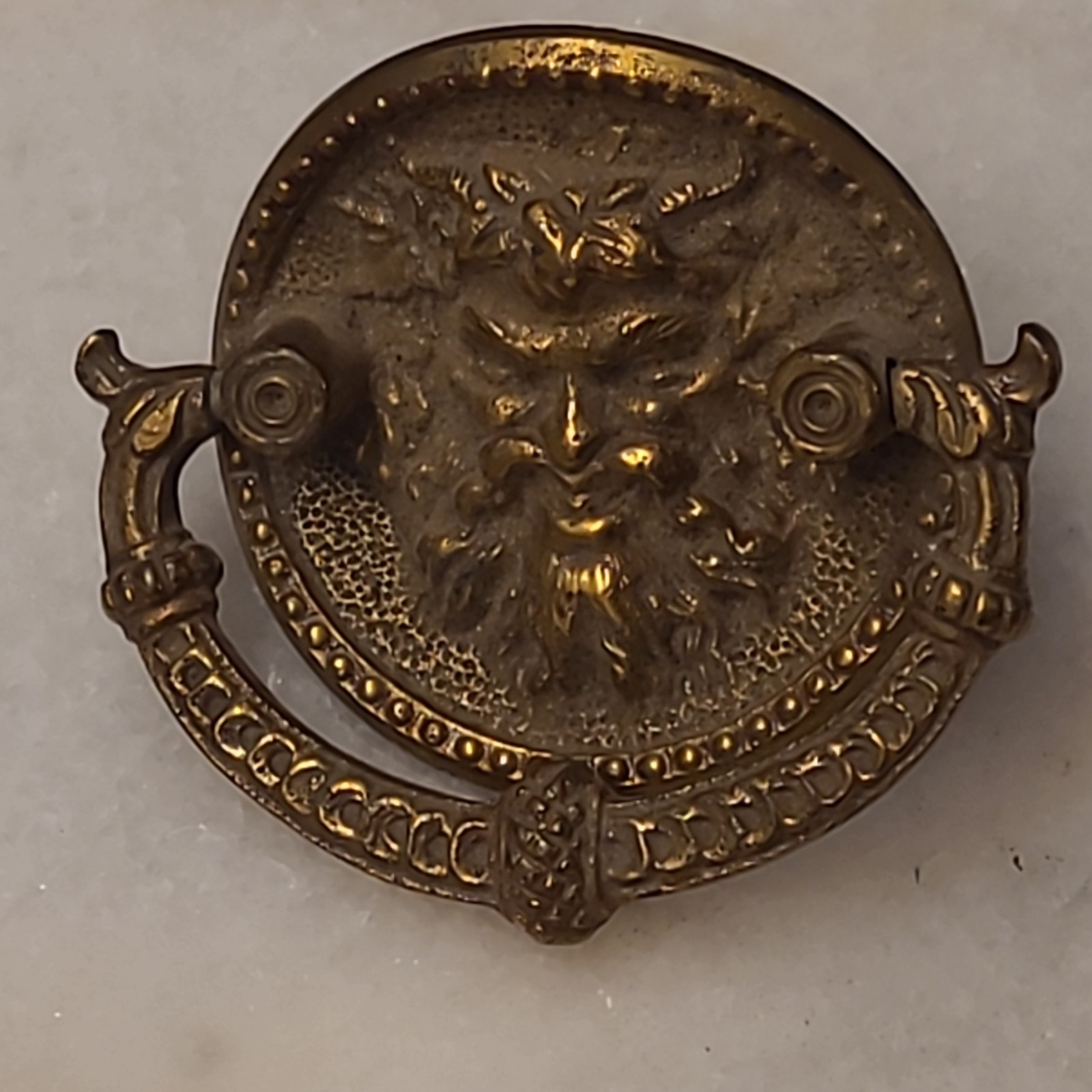 Antique Style Head Face Brass Tone Metal Bail Drawer Pull Door Knocker
