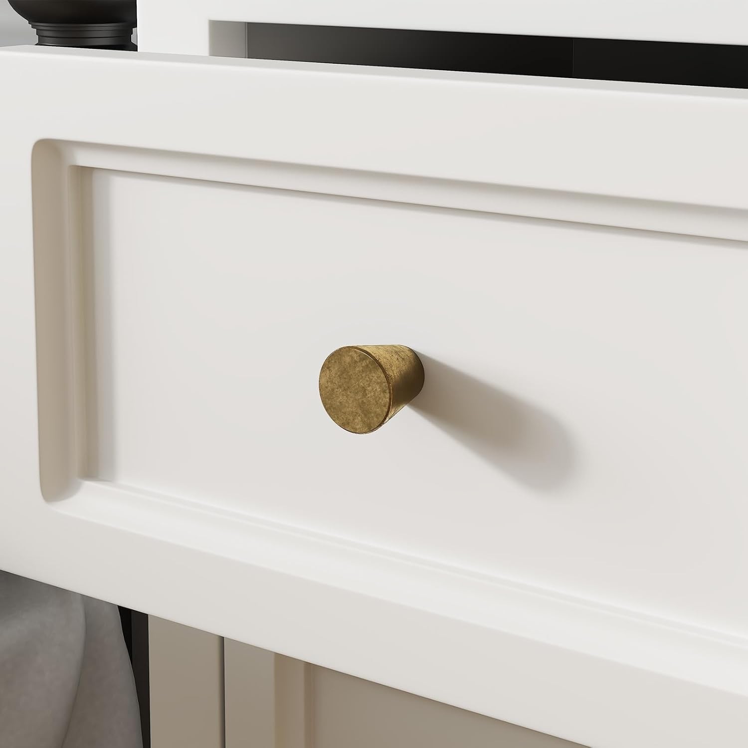 Vintage-Inspired Antique Brass Cabinet Knobs – Set of 10 Round Pulls