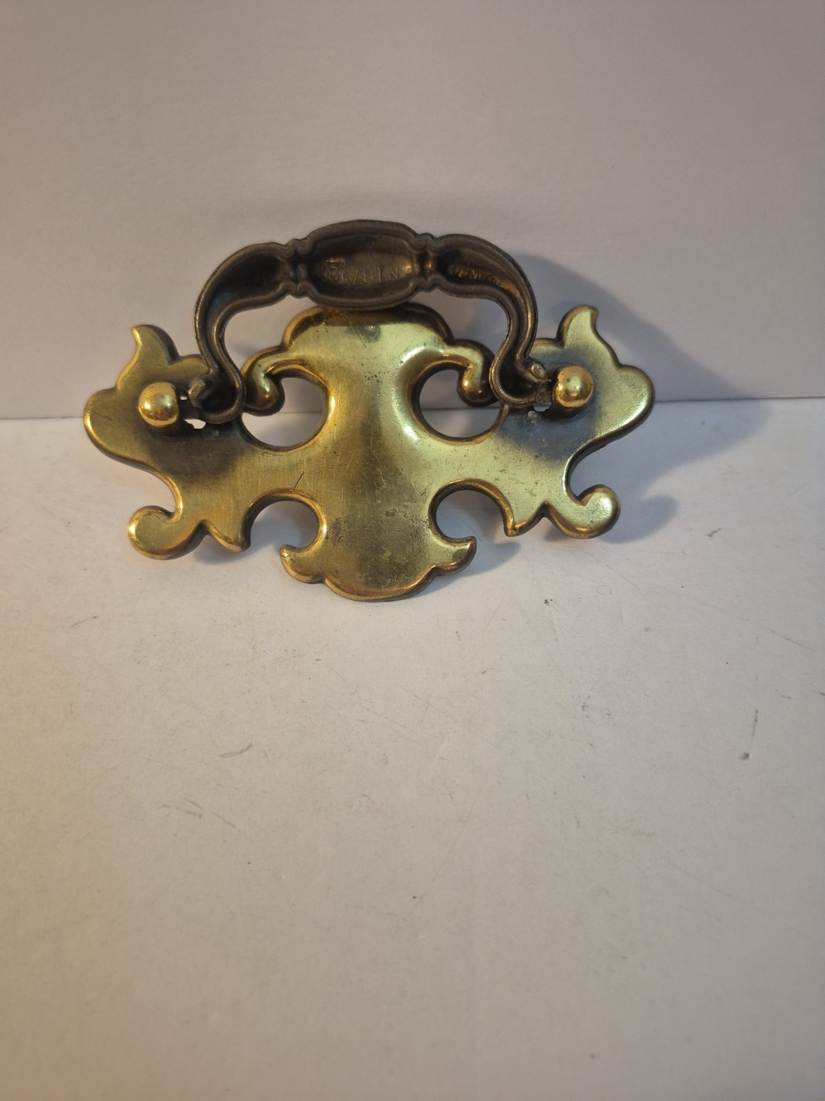 Vintage Brass Chippendale Batwing Drop Swinging Bail Drawer Pulls Lot Of 8