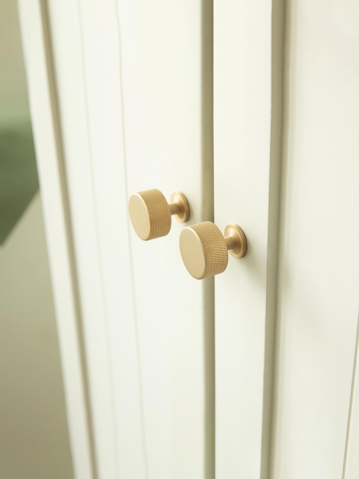 Brushed Gold Kitchen Knurled Cabinet Knobs Solid Brass Pulls Dresser Drawer H…