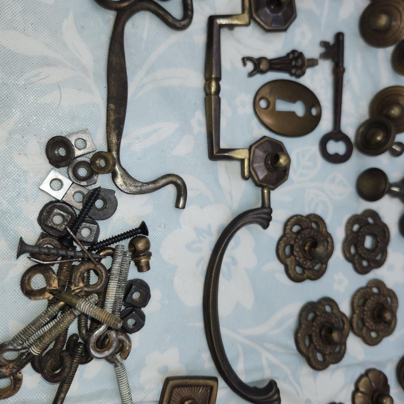 Lot antique bronze Vintage furniture Knobs & bail pulls stamped brass key hole
