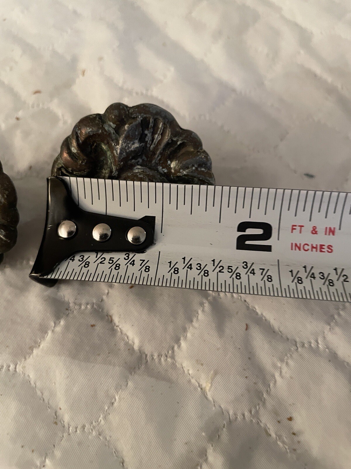 Vintage 2 Pairs Of Brass/brass Like Knobs Round -floral Flower
