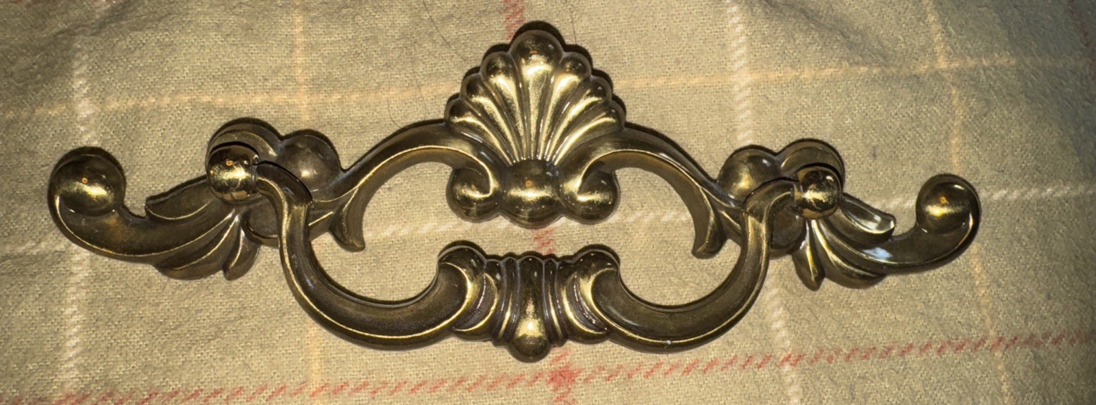 Lot of 13 Vintage Keeler Brass Co. KBC Brass Dresser Furniture Drawer Pulls