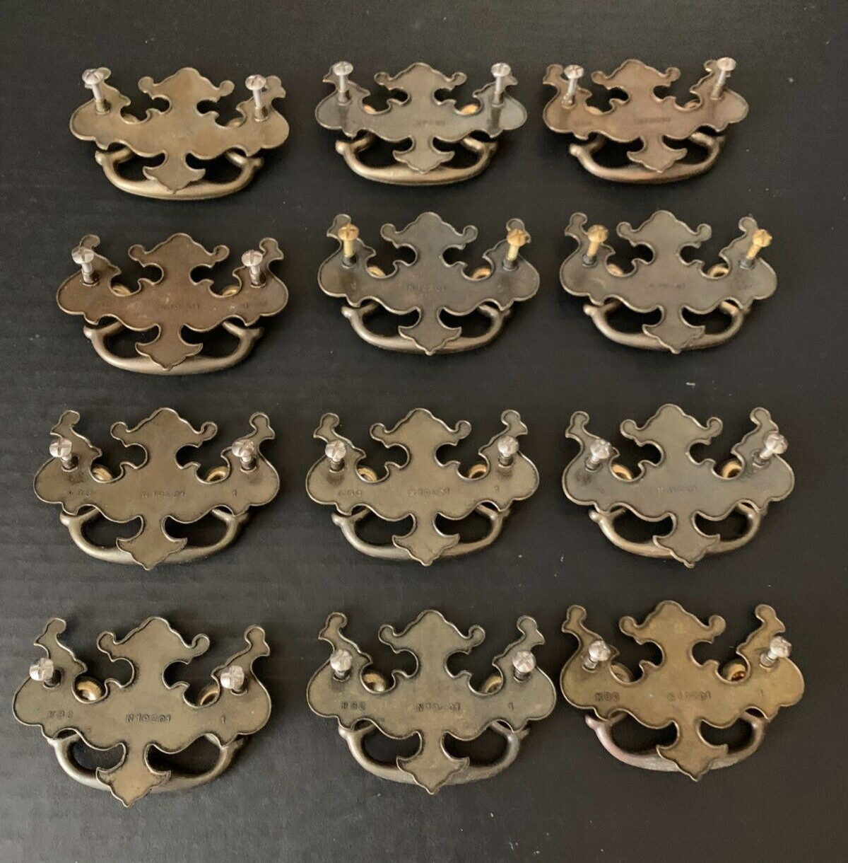 Vtg KBC Keller Brass Colonial Metal Batwing Drawer Pulls Screws 3″CC – Lot(s) 12