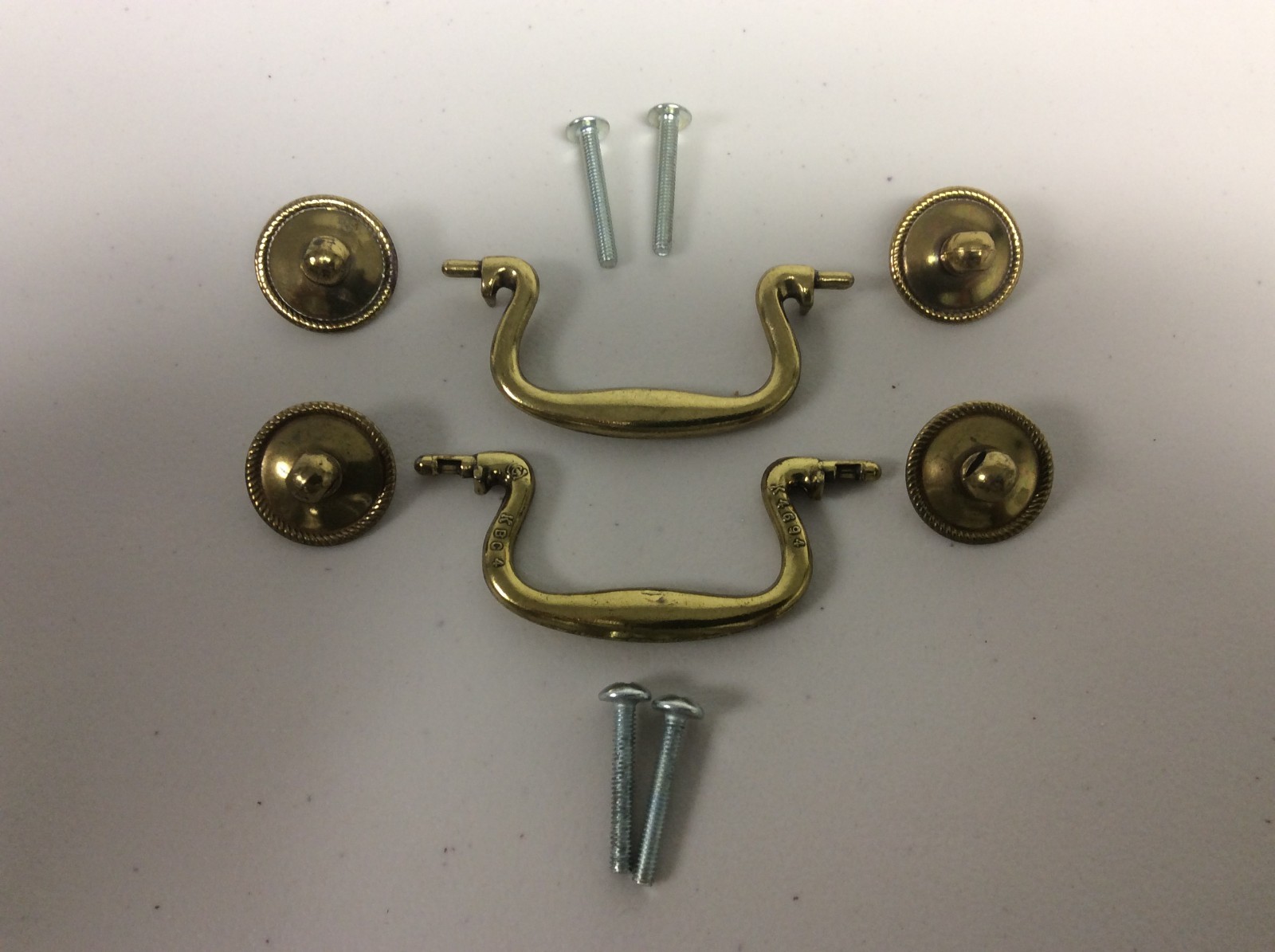 Vintage Keeler Brass Co. Solid Brass Drop Pull & Beaded Rossetts 3″ Center Pair