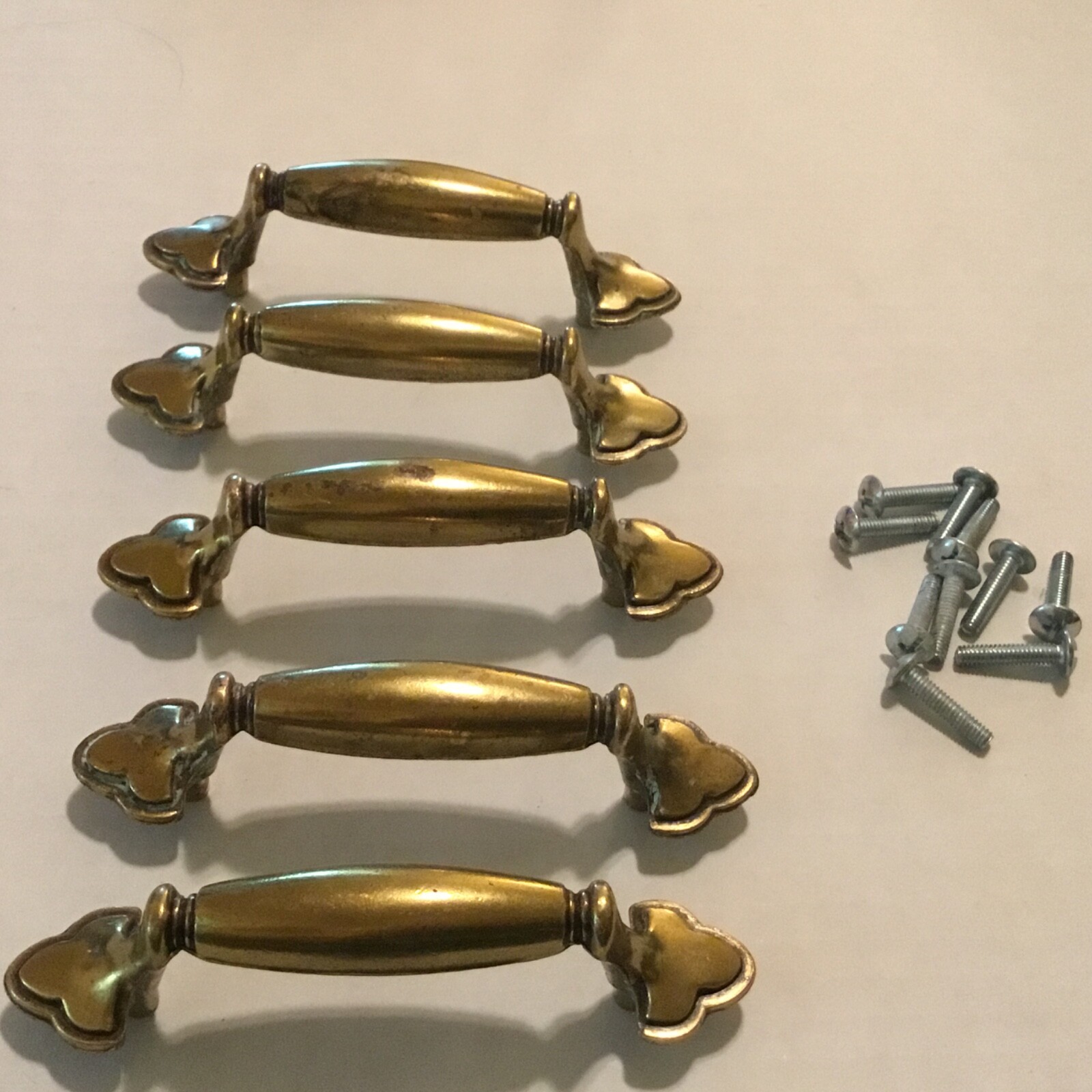 SET OF 5! KBC- KEELER BRASS COMPANY- CABINET DOOR PULLS! 3” C TO C #N13963