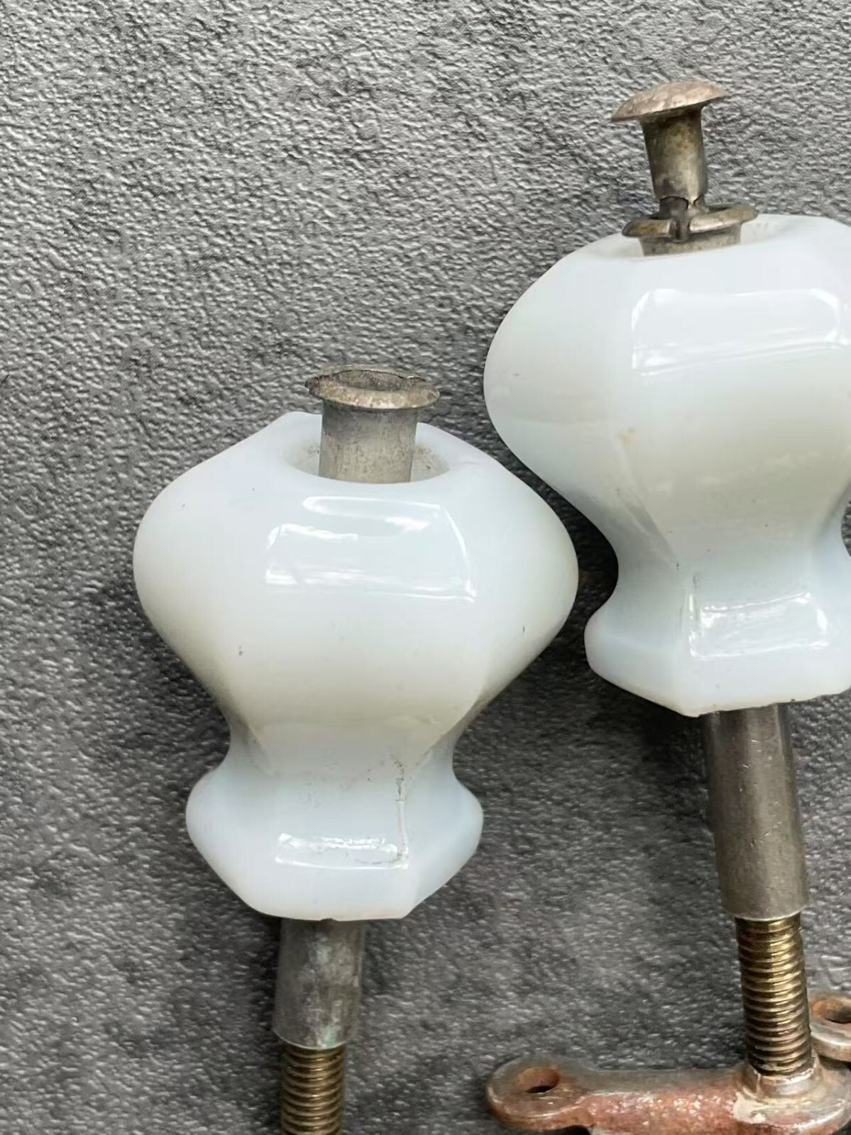4-pc Antique MCM White Milk Glass Hexagon Knobs 1.25″H Cupboard Drawer Pull Door