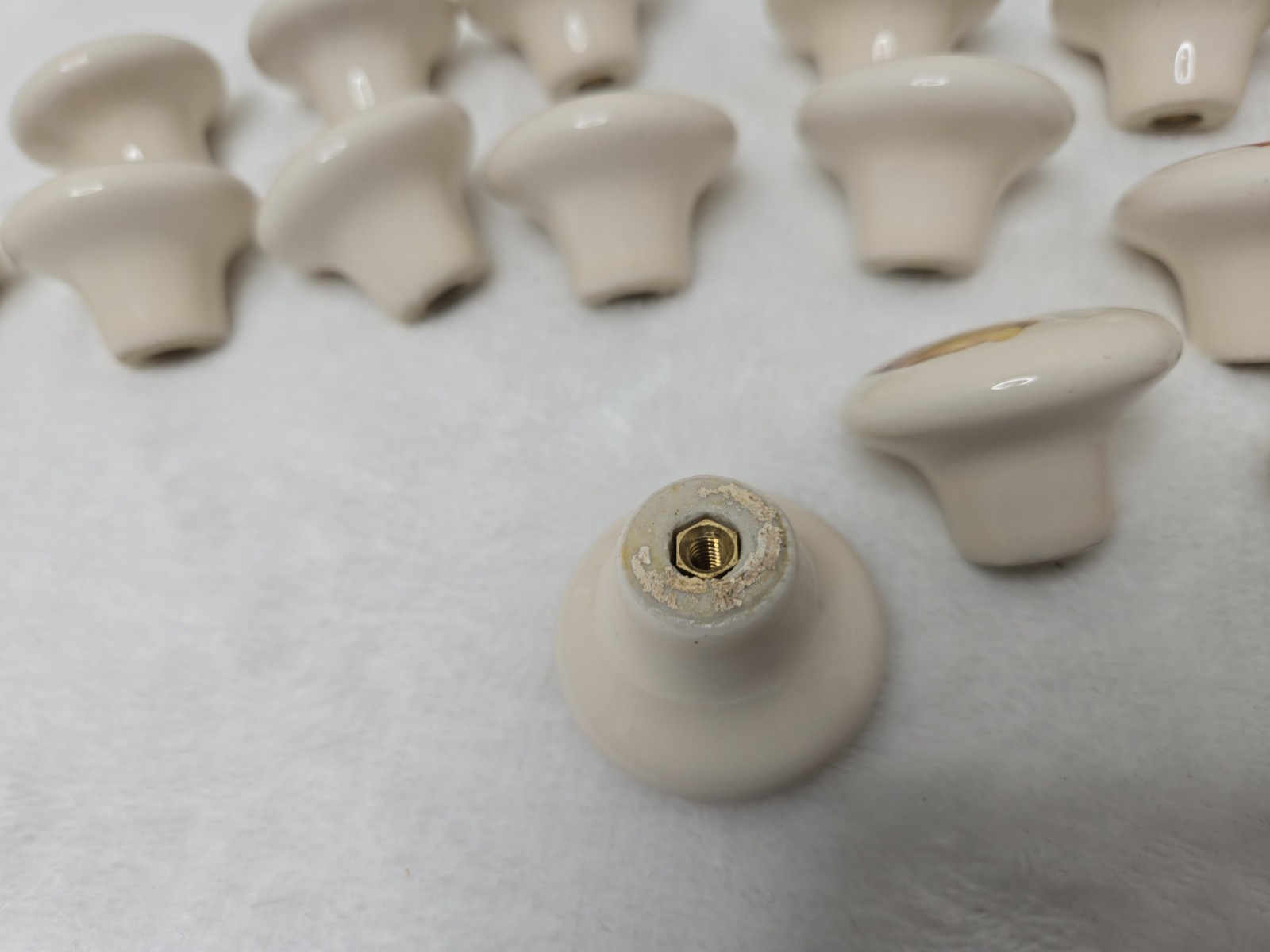 Set 18 Vintage 1 1/2″ Round Porcelain Drawer Pull Knobs, bears, bee, kettle