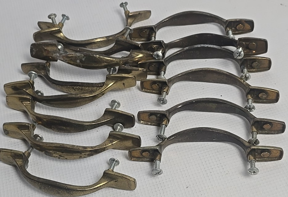 Vintage Keeler Brass Co Vintage N-13806 Drawer Pulls Handles 4.5″ Lot of 14