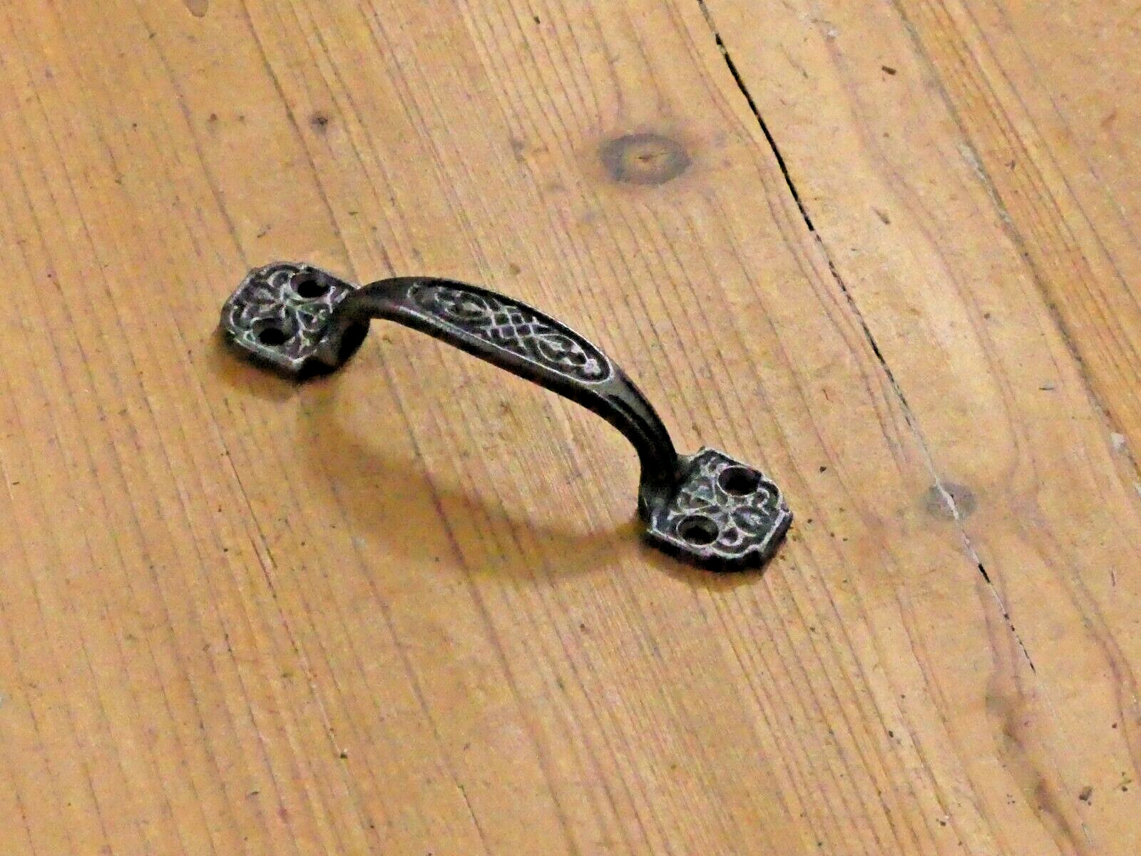 10 Small Drawer Pulls 4 1/4″ Window Antique Vintage Style Ornate Cast Iron Grasp