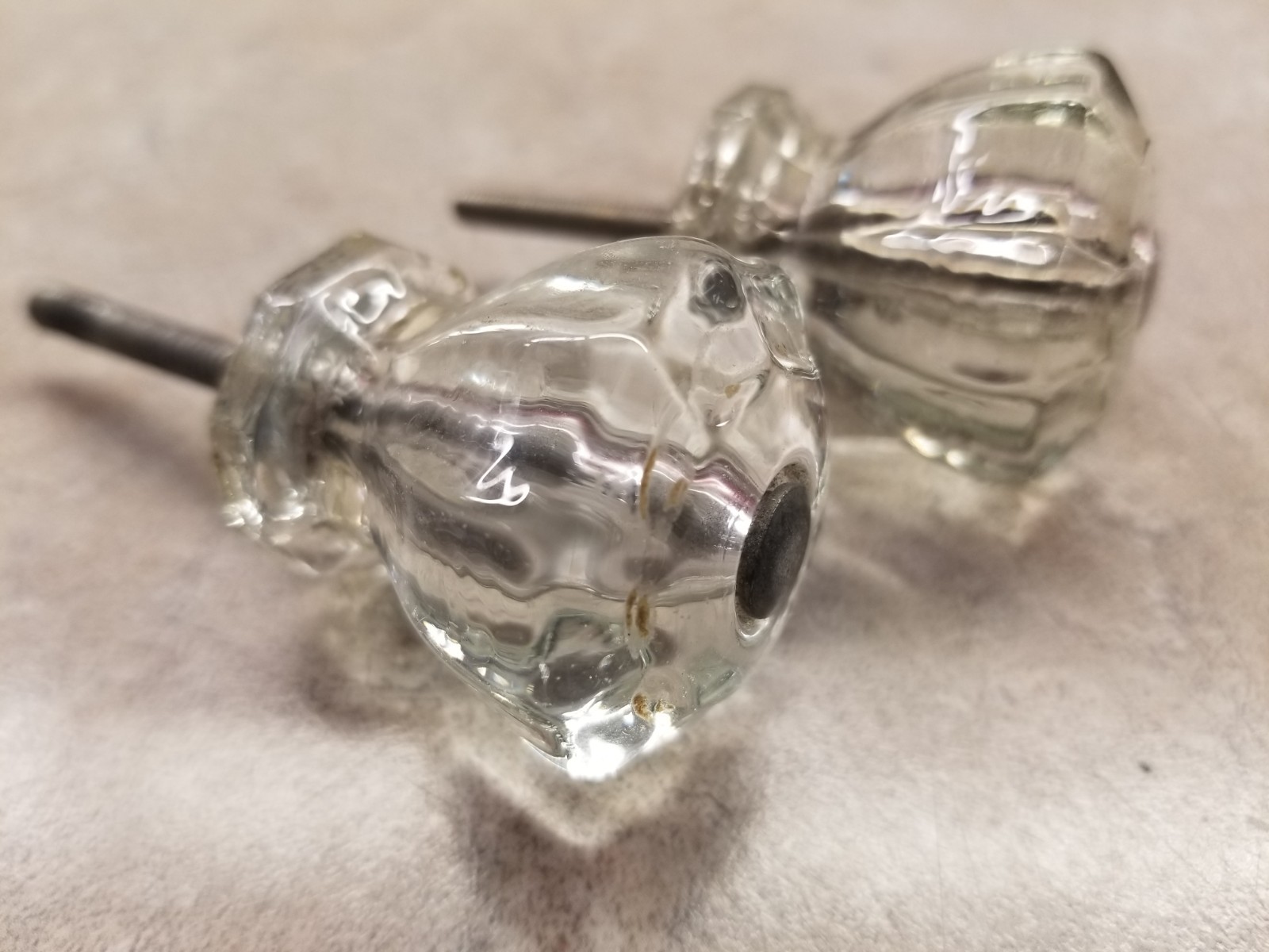2 Vintage Clear Glass Drawer Cabinet Knobs Pulls 1.5″ 10-Sided Fluted & Faceted