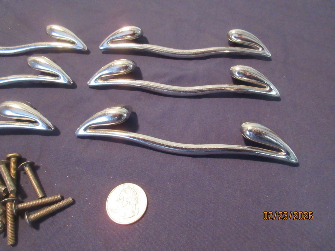 Set of 6 Cool Vintage 1960’s to 70’s Dresser Drawer Pulls Handles Solid Nickel
