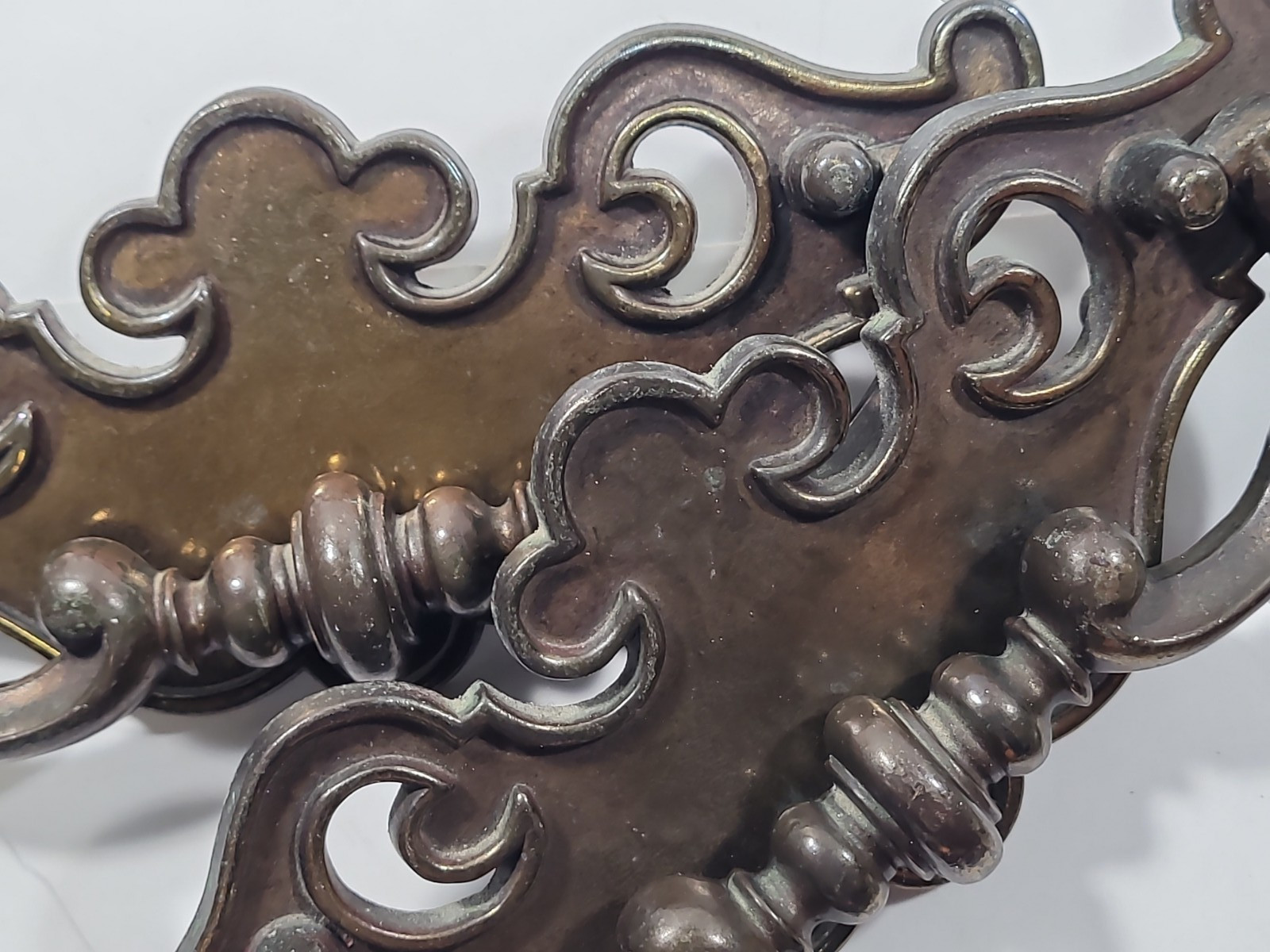Vintage Brass Batwing Chippendale Style Drop Bail Pull Drawer Hardware BPC 2716