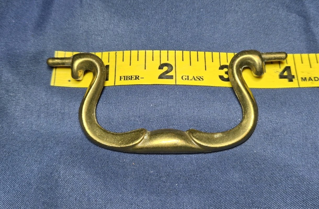 Vtg Bail Drop Pull Handle CB-1844 W/ Mounts And Screws Dark Aged Brass 3-7/8″