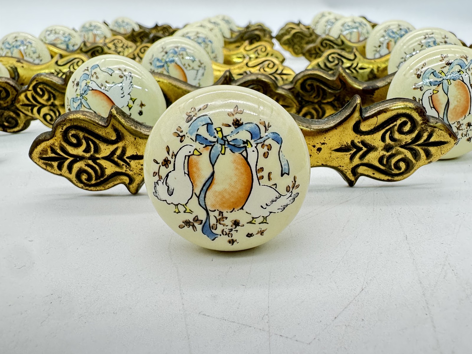 VTG 80’s Belwith Marmalade Geese 20 Round Knobs P552-ML Japan CottageCore READ