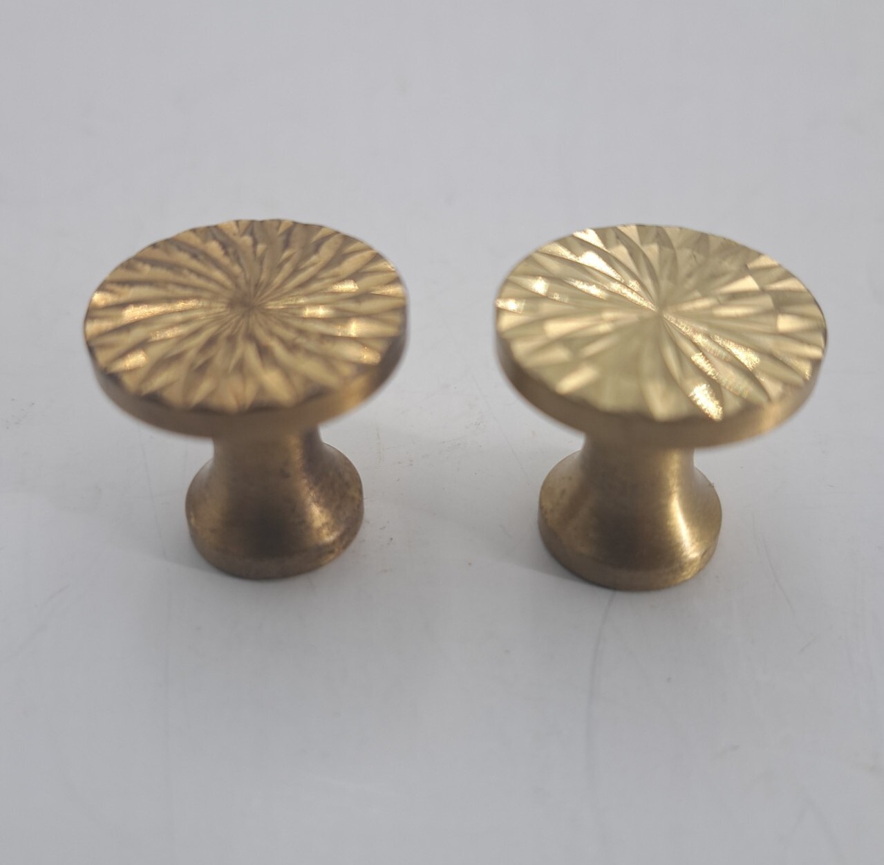 Vintage Round Knobs Drawer Pull Cabinet Knob Dresser Furniture Hardware Lot 2