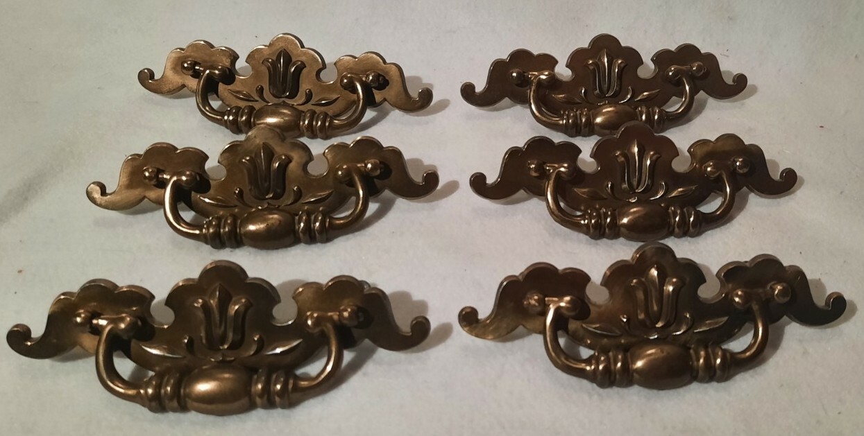 VINTAGE KEELER BRASS CO DRESSER PULLS FLORAL DESIGN LOT 8